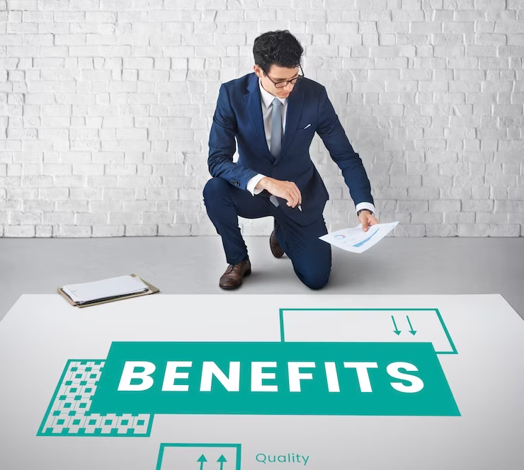 benefits-wages-salary-advantage-income_53876-125113